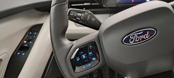 Hoofdafbeelding Ford Explorer