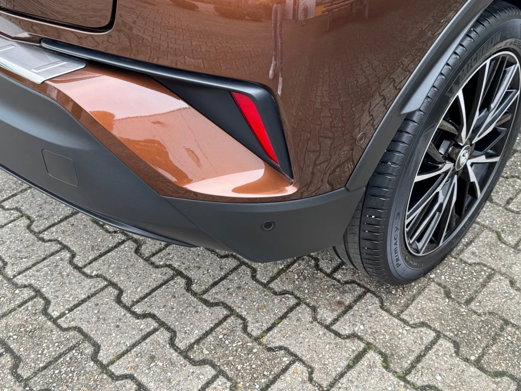 Hoofdafbeelding Toyota C-HR