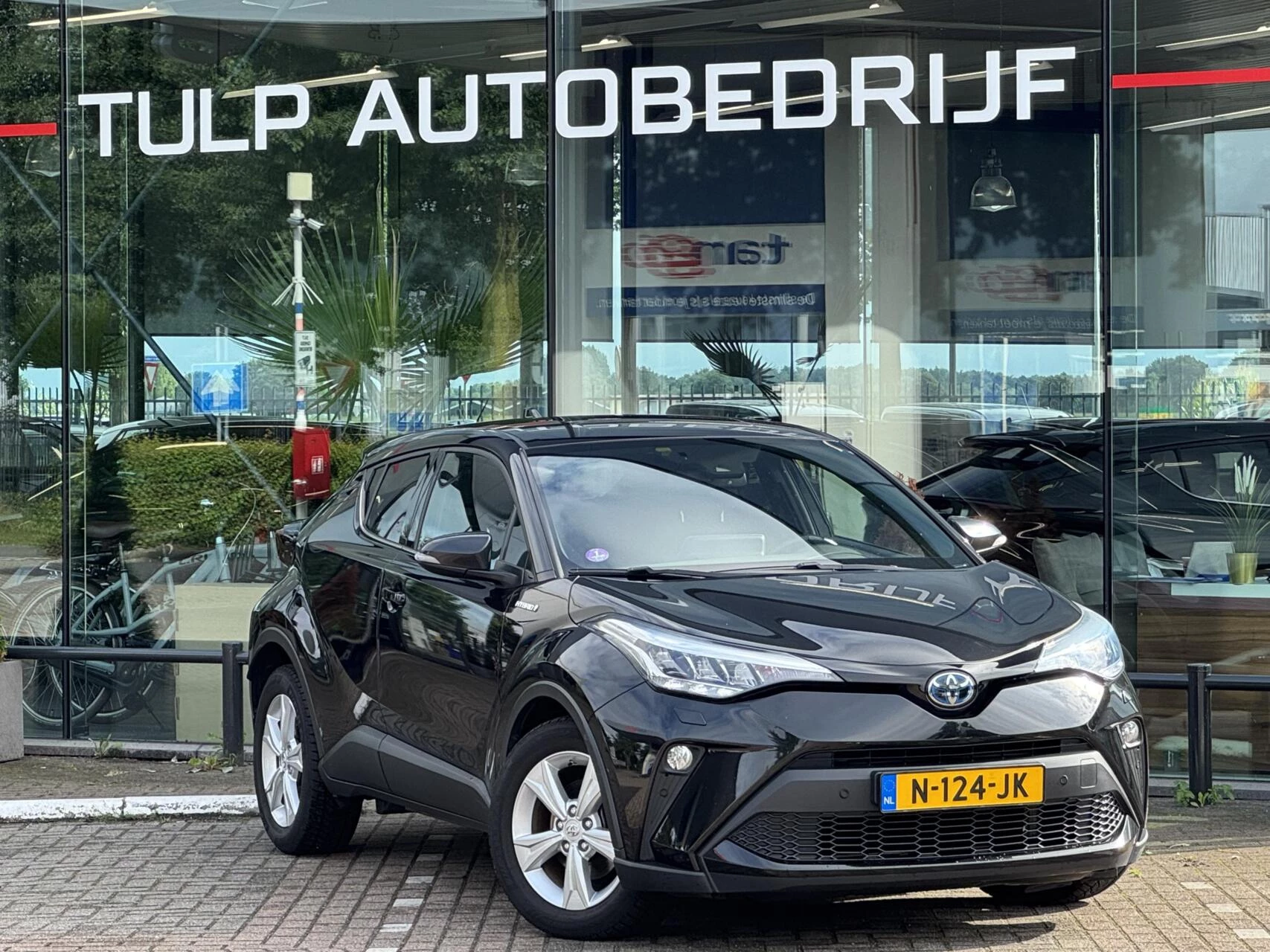 Hoofdafbeelding Toyota C-HR