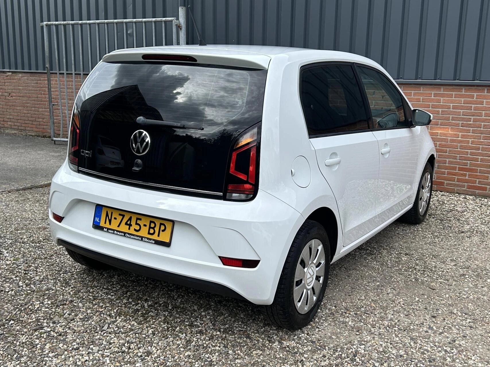 Hoofdafbeelding Volkswagen up!