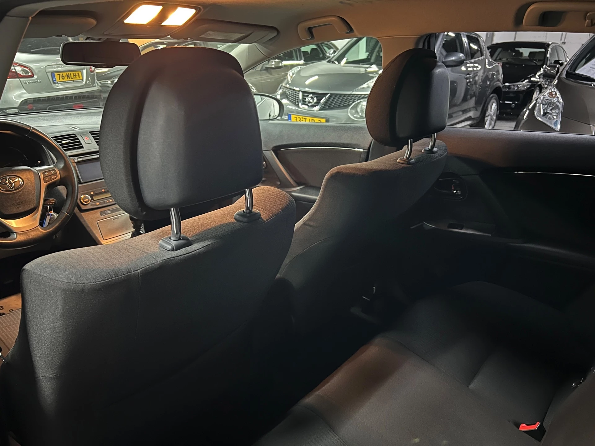 Hoofdafbeelding Toyota Avensis