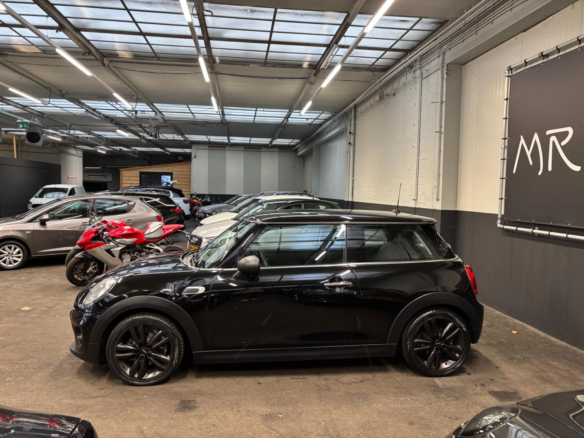 Hoofdafbeelding MINI One