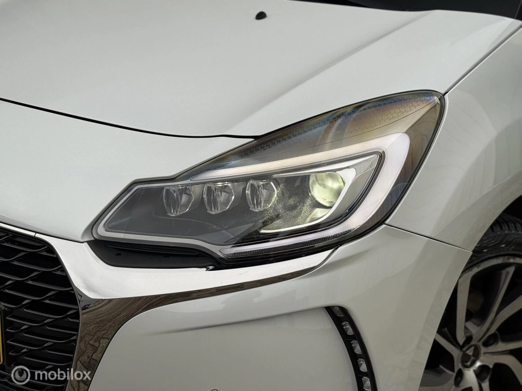 Hoofdafbeelding DS DS 3