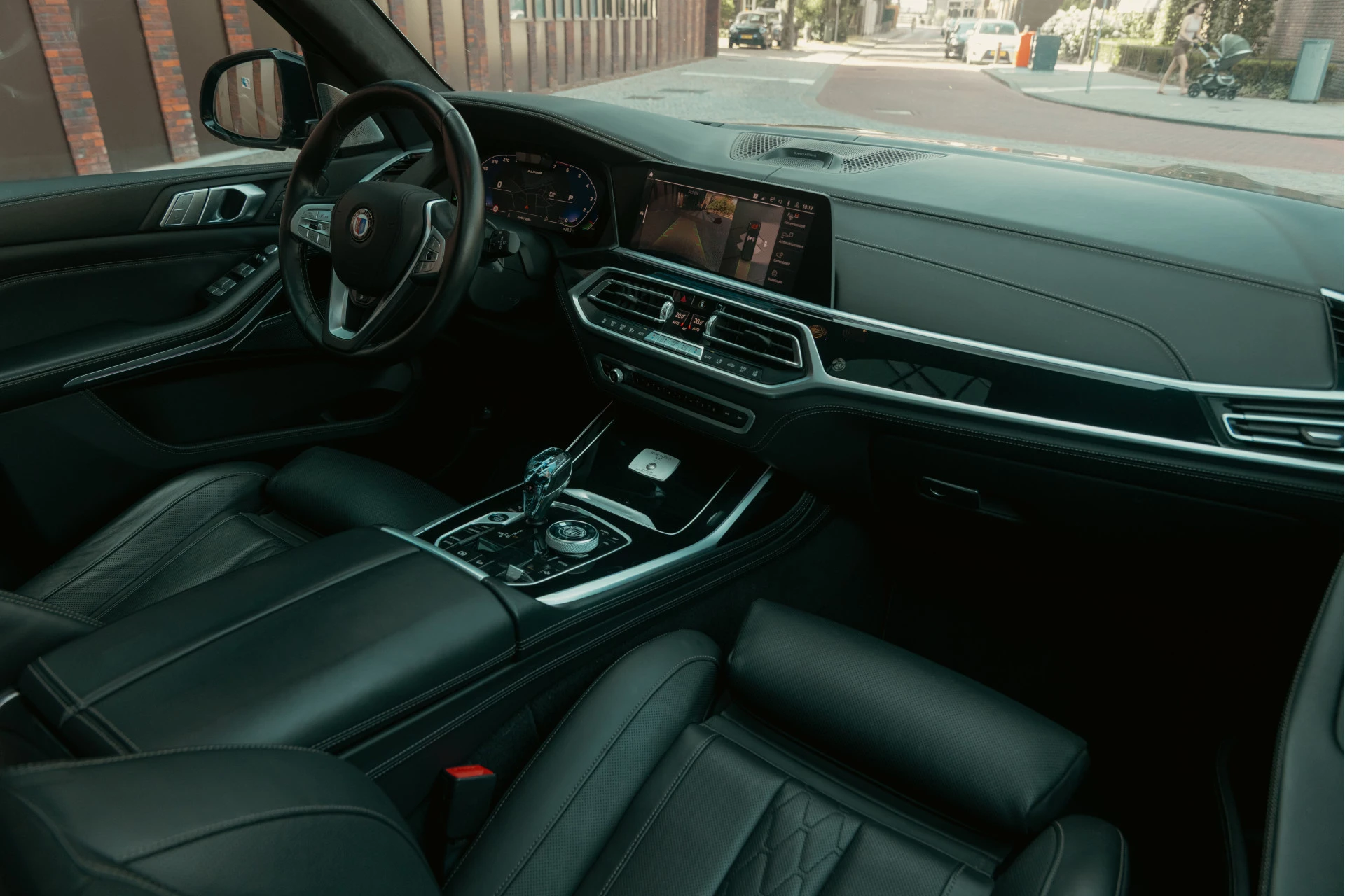 Hoofdafbeelding Alpina XB7