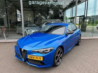Hoofdafbeelding Alfa Romeo Giulia Alfa Romeo Giulia 2.0T AWD Veloce 280 PK FACELIFT