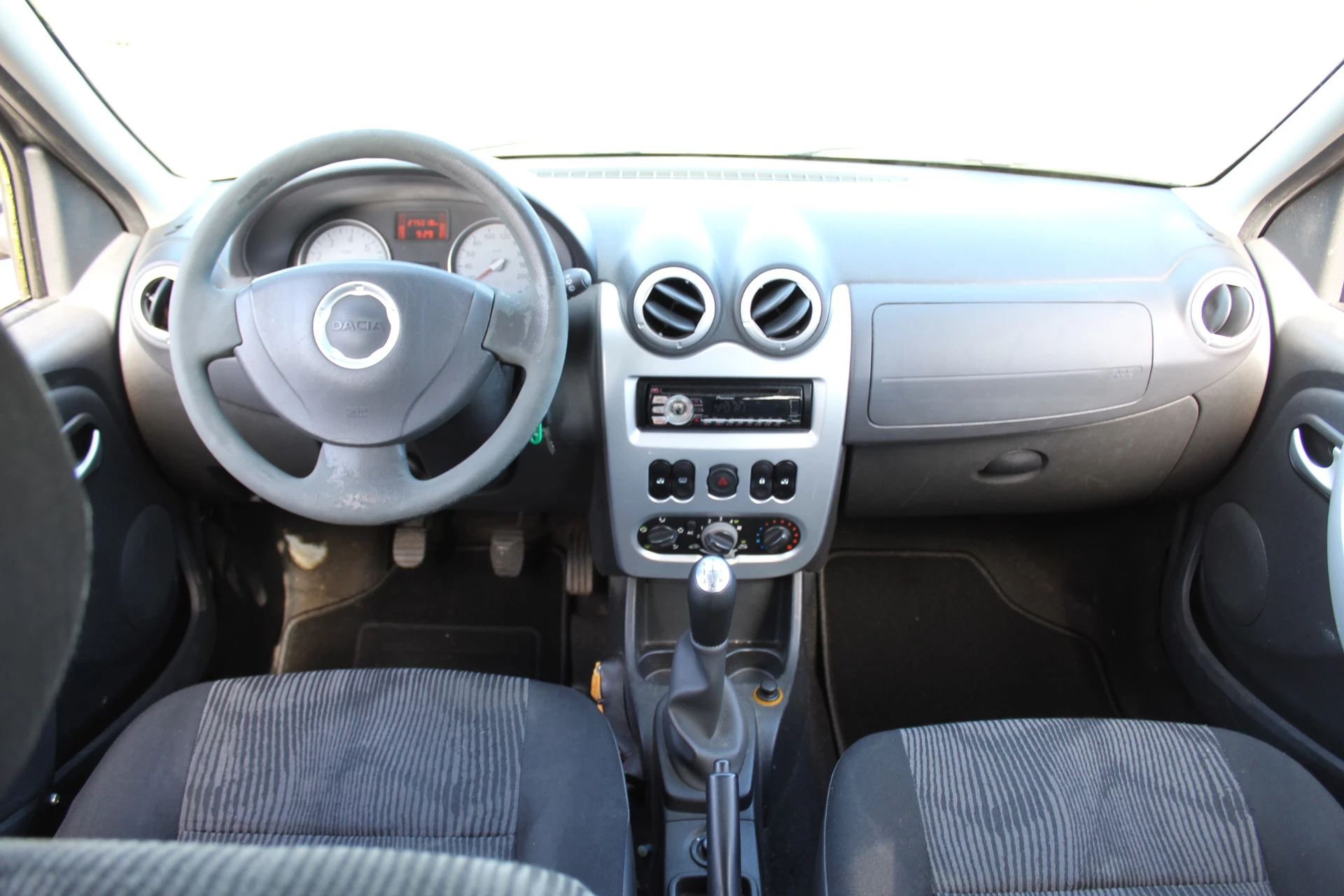 Hoofdafbeelding Dacia Logan