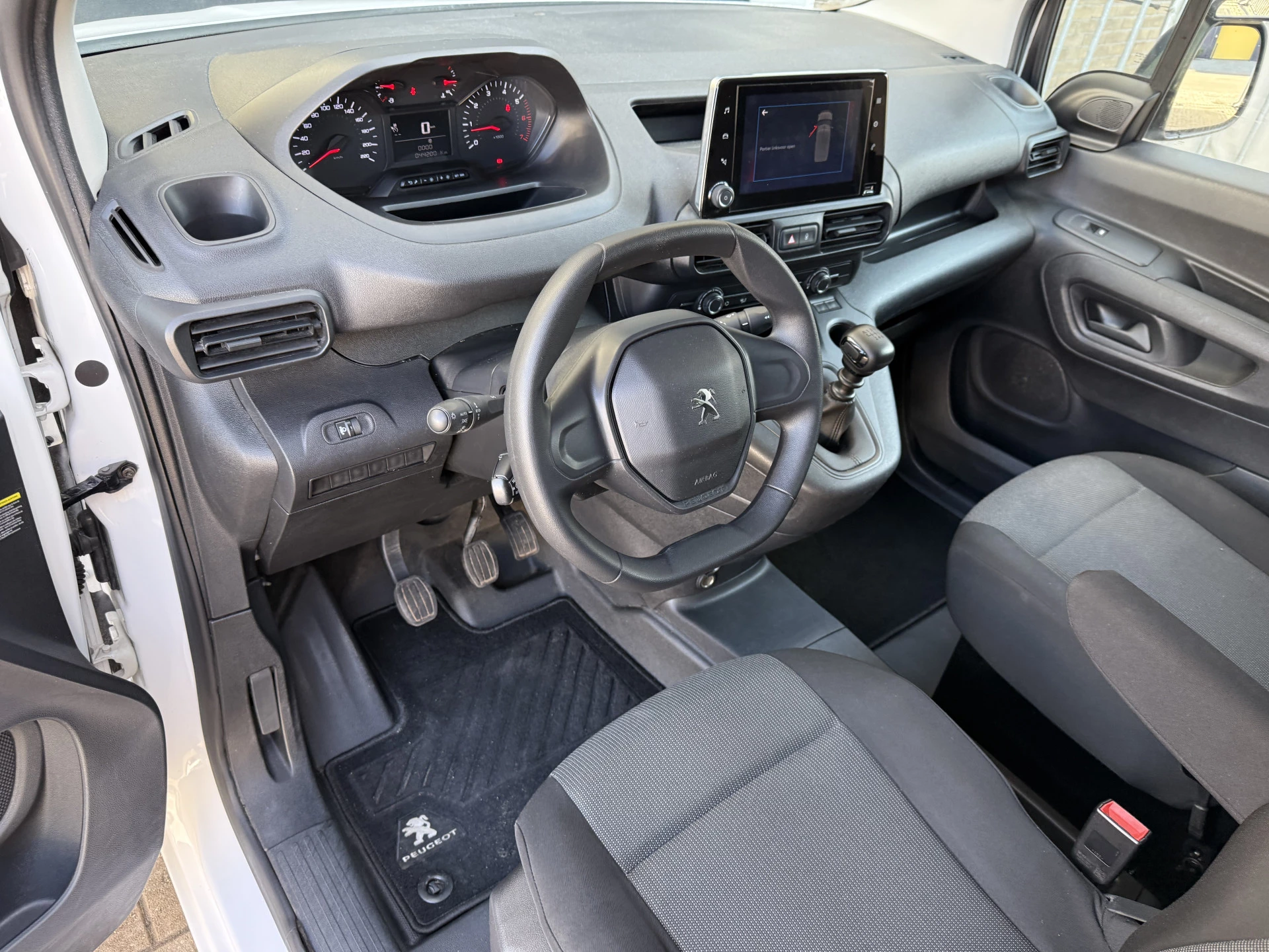 Hoofdafbeelding Peugeot Partner