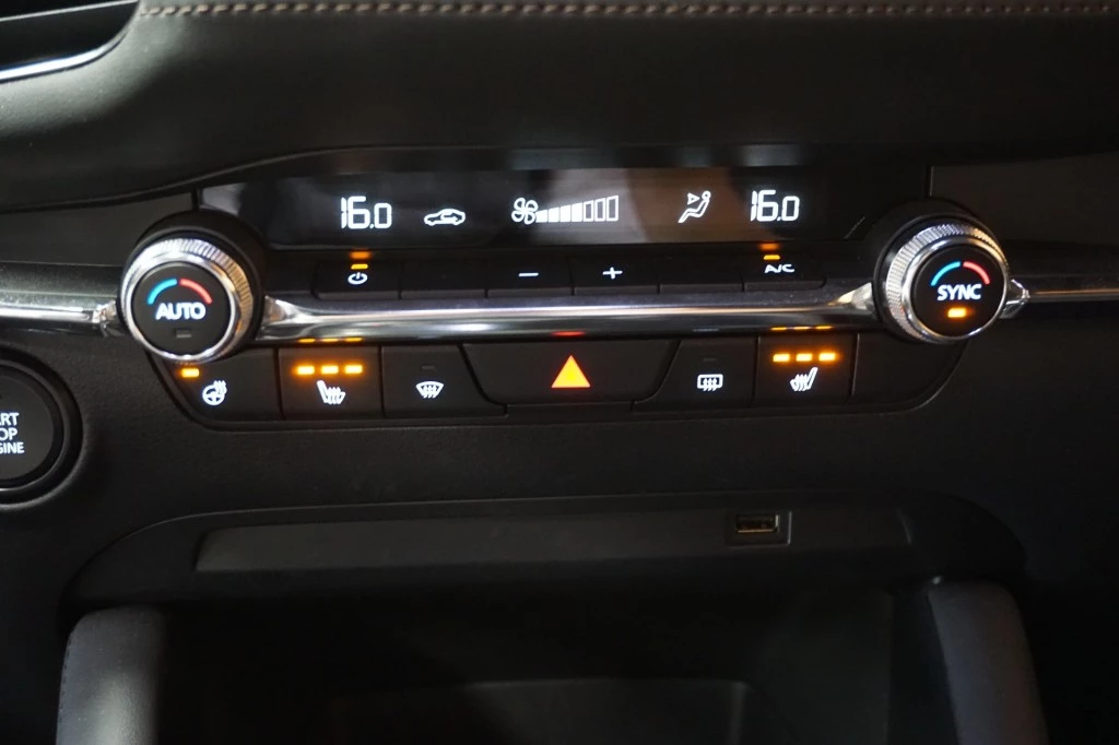 Hoofdafbeelding Mazda 3