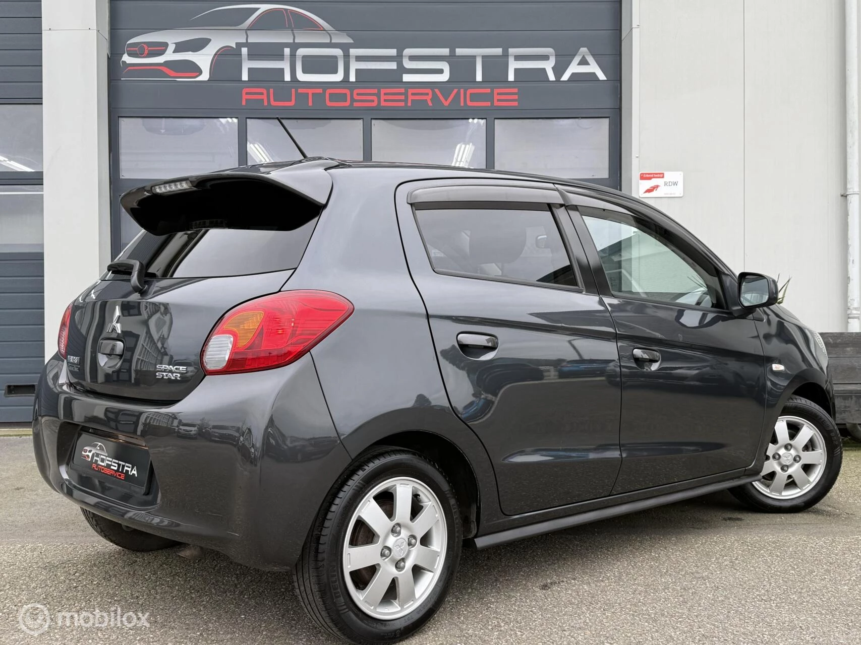 Hoofdafbeelding Mitsubishi Space Star