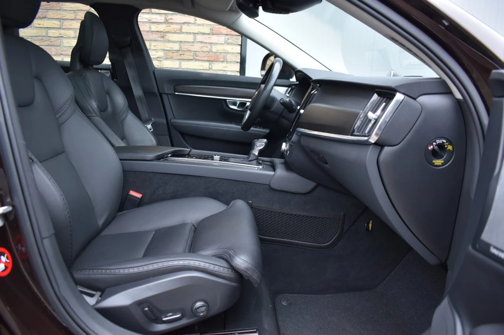 Hoofdafbeelding Volvo V90