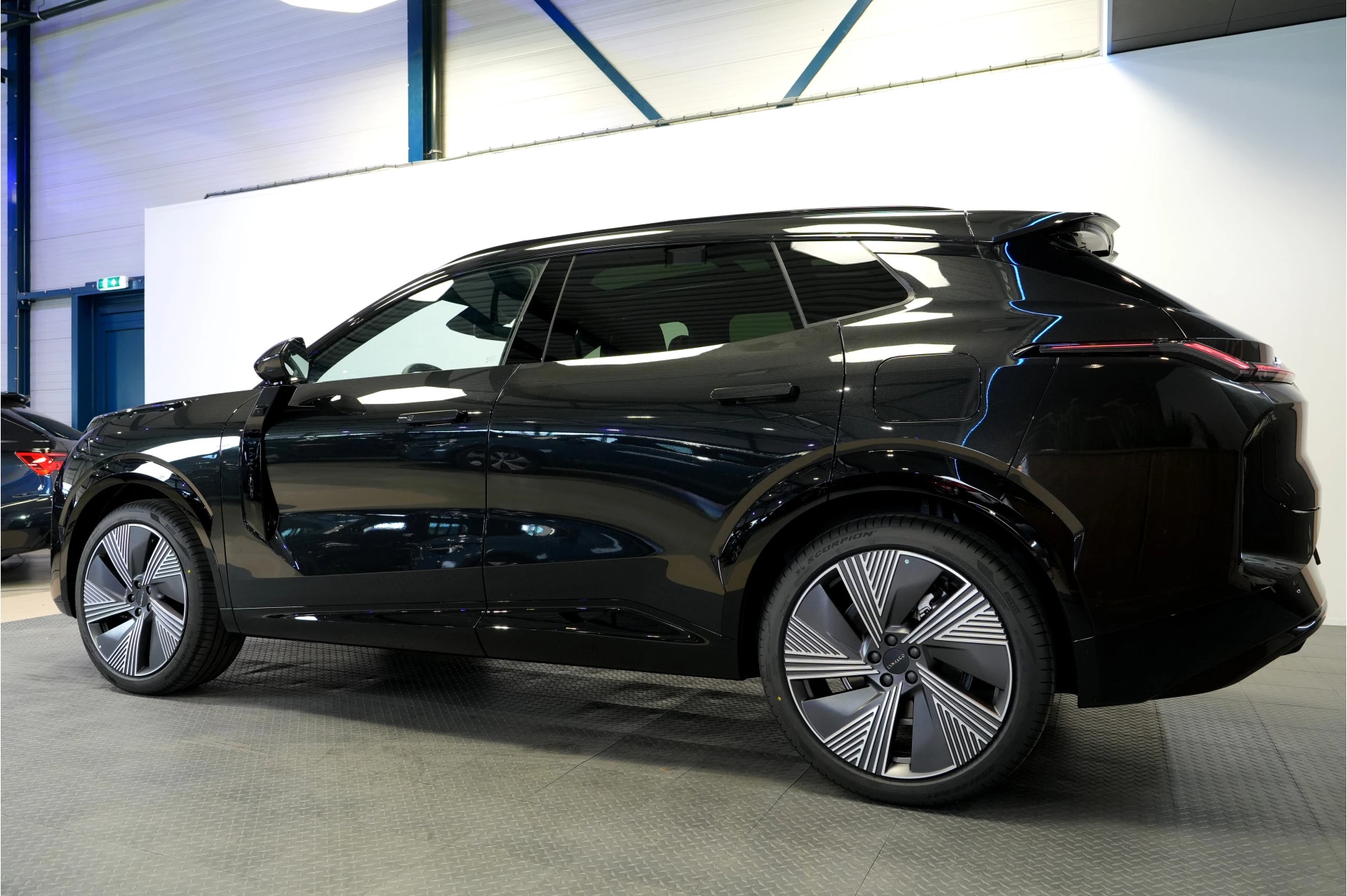 Hoofdafbeelding Lynk & Co 08