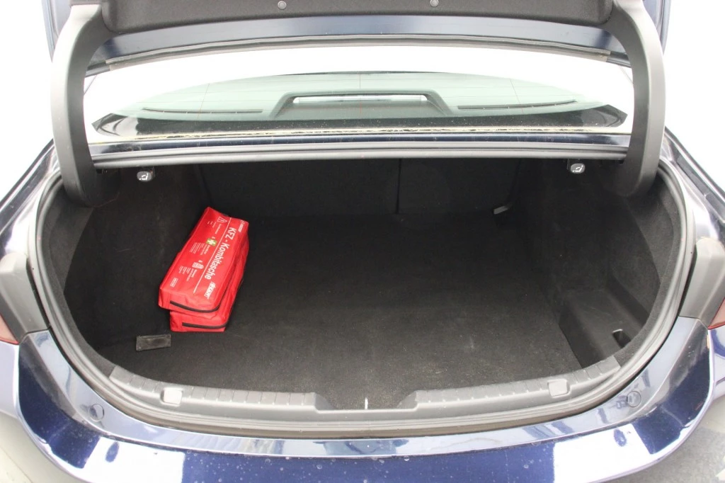 Hoofdafbeelding Mazda 3