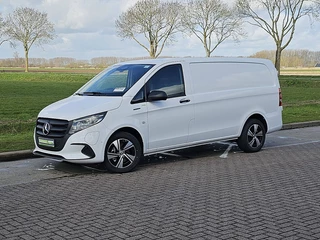 Mercedes-Benz eVito eVito 112 L2 60 kWh 112 60kWh 261Km WLTP Nieuw-Type MBUX Bumpers-Kleur LED Lm-Velgen 80kw-Snelladen