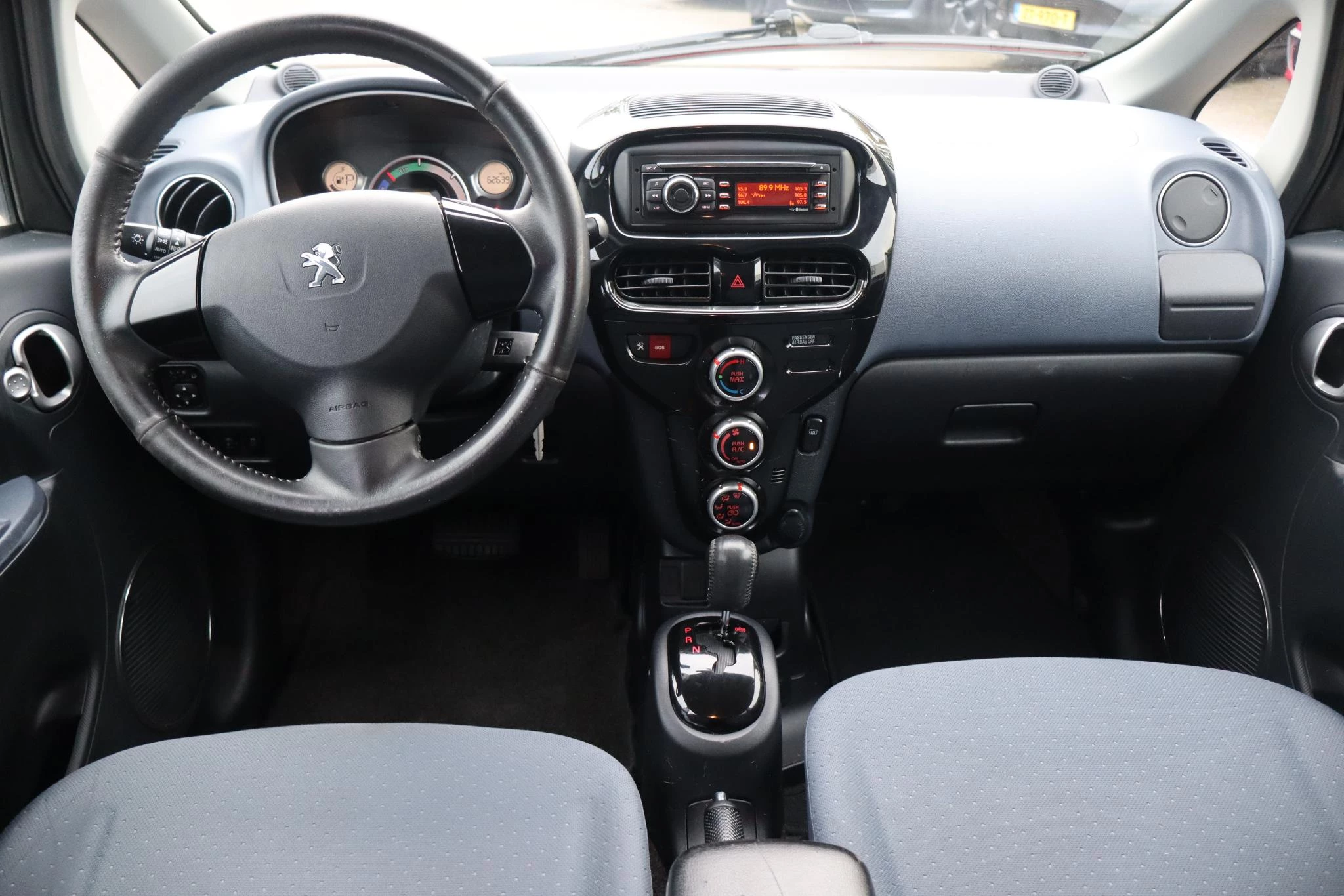 Hoofdafbeelding Peugeot iOn