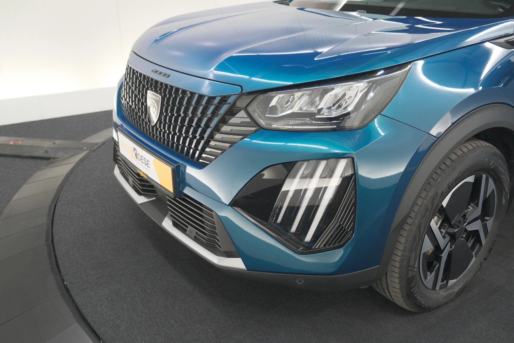 Hoofdafbeelding Peugeot e-2008