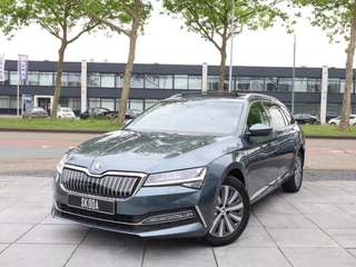 Hoofdafbeelding Škoda Superb Skoda Superb Combi iV 1.4 TSI PHEV 218PK | Panodak | Standkachel | Virtual | Memory | Elektrische koffer | Trekhaak | Stoel&Stuurverwarming |