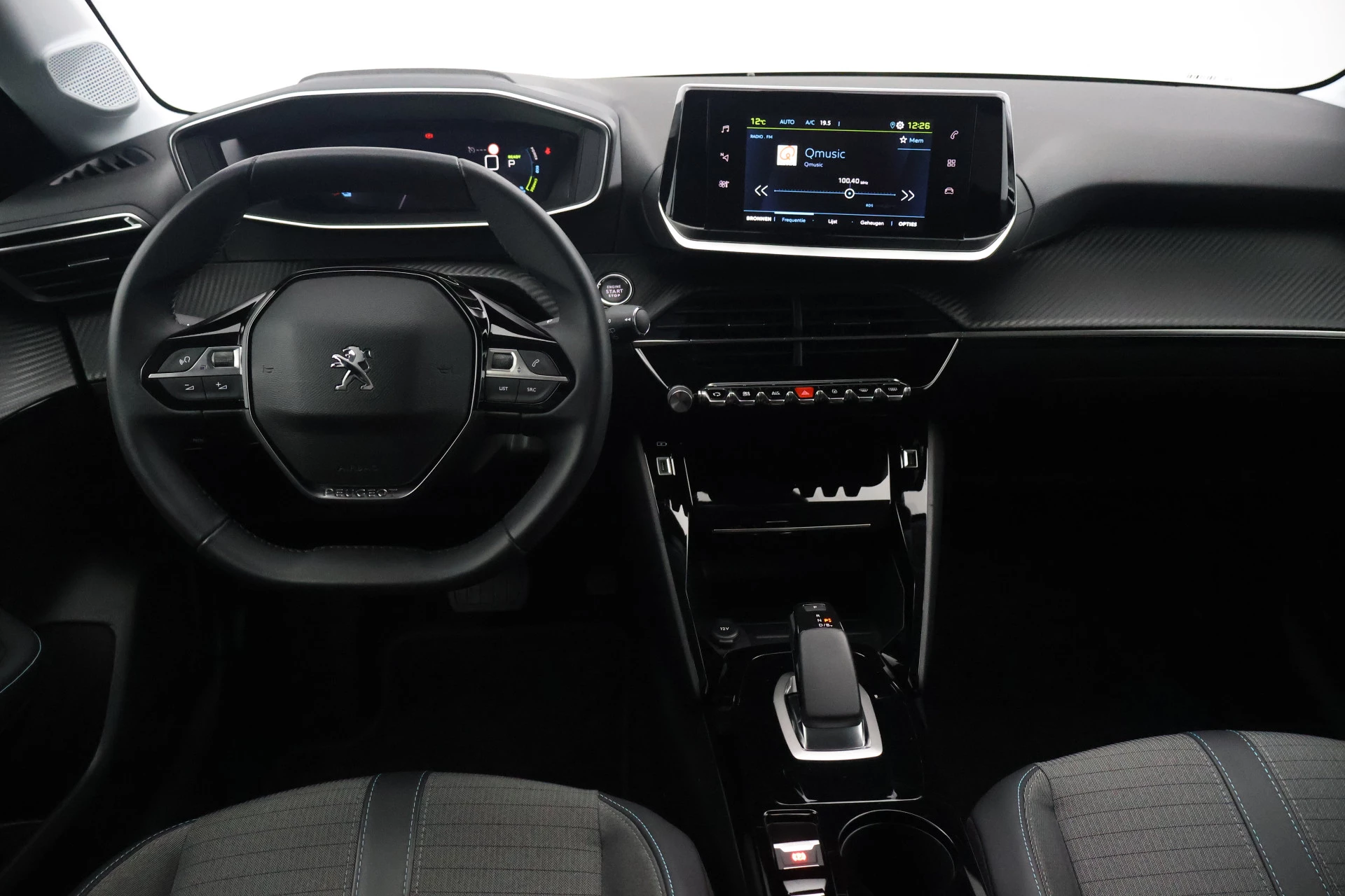 Hoofdafbeelding Peugeot e-208