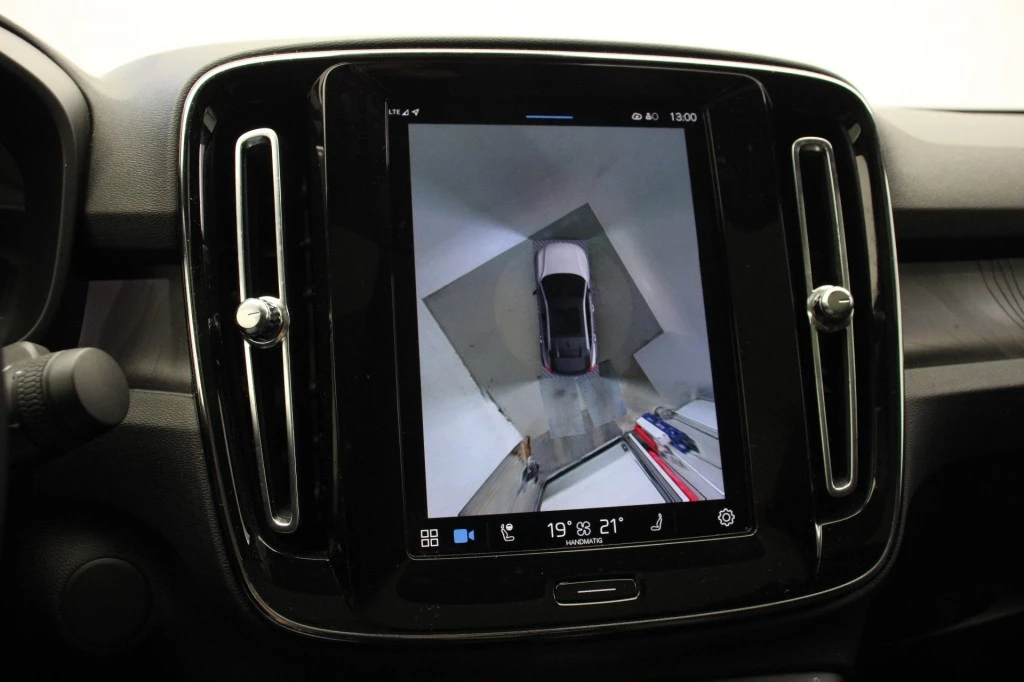 Hoofdafbeelding Volvo C40