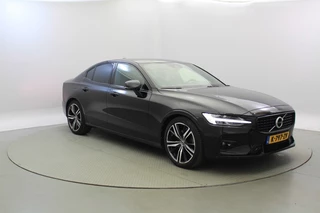Hoofdafbeelding Volvo S60 Volvo S60 2.0 B3 R-Design BlackLine Automaat - Digital Cockpit,