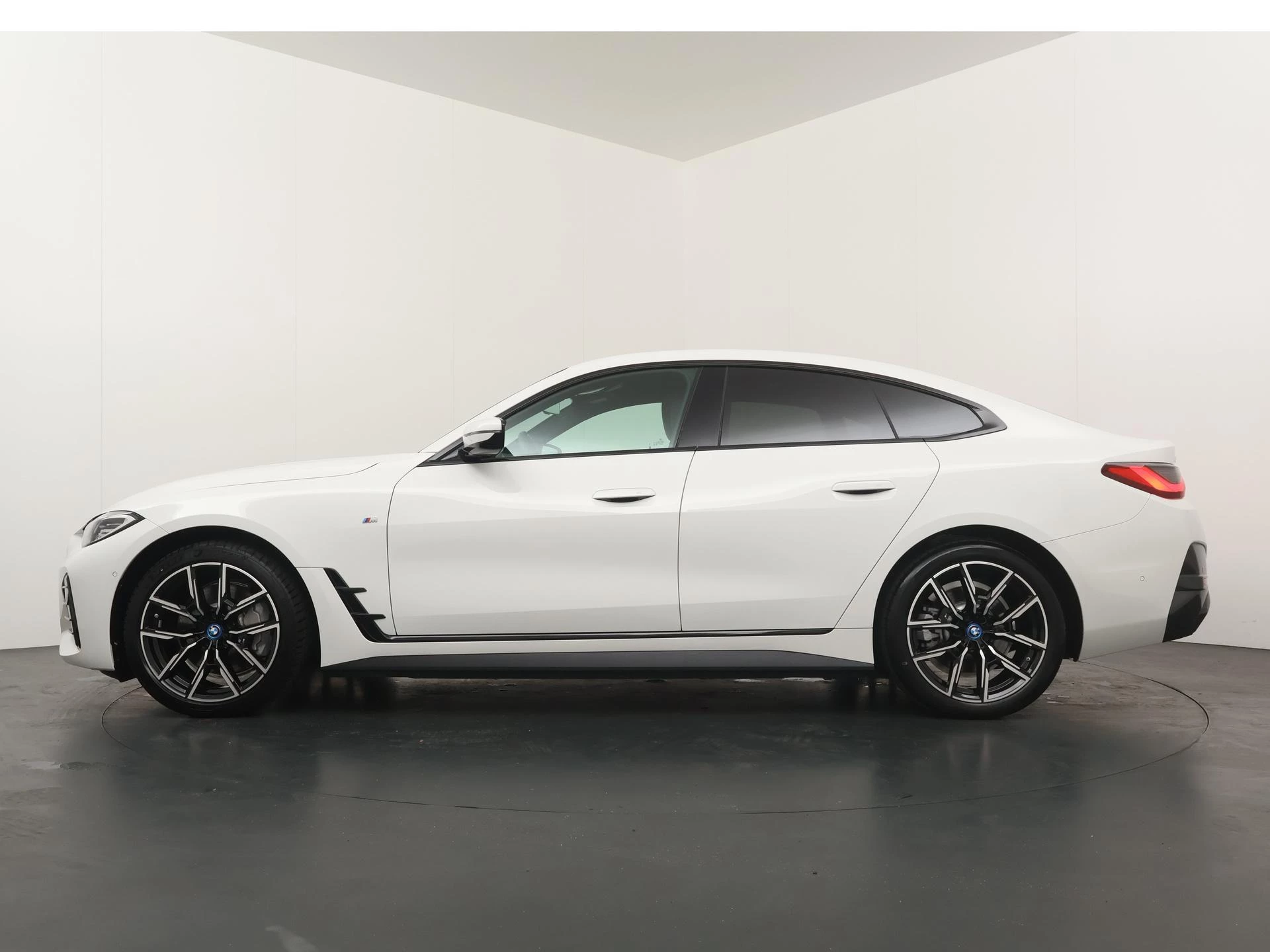 Hoofdafbeelding BMW i4