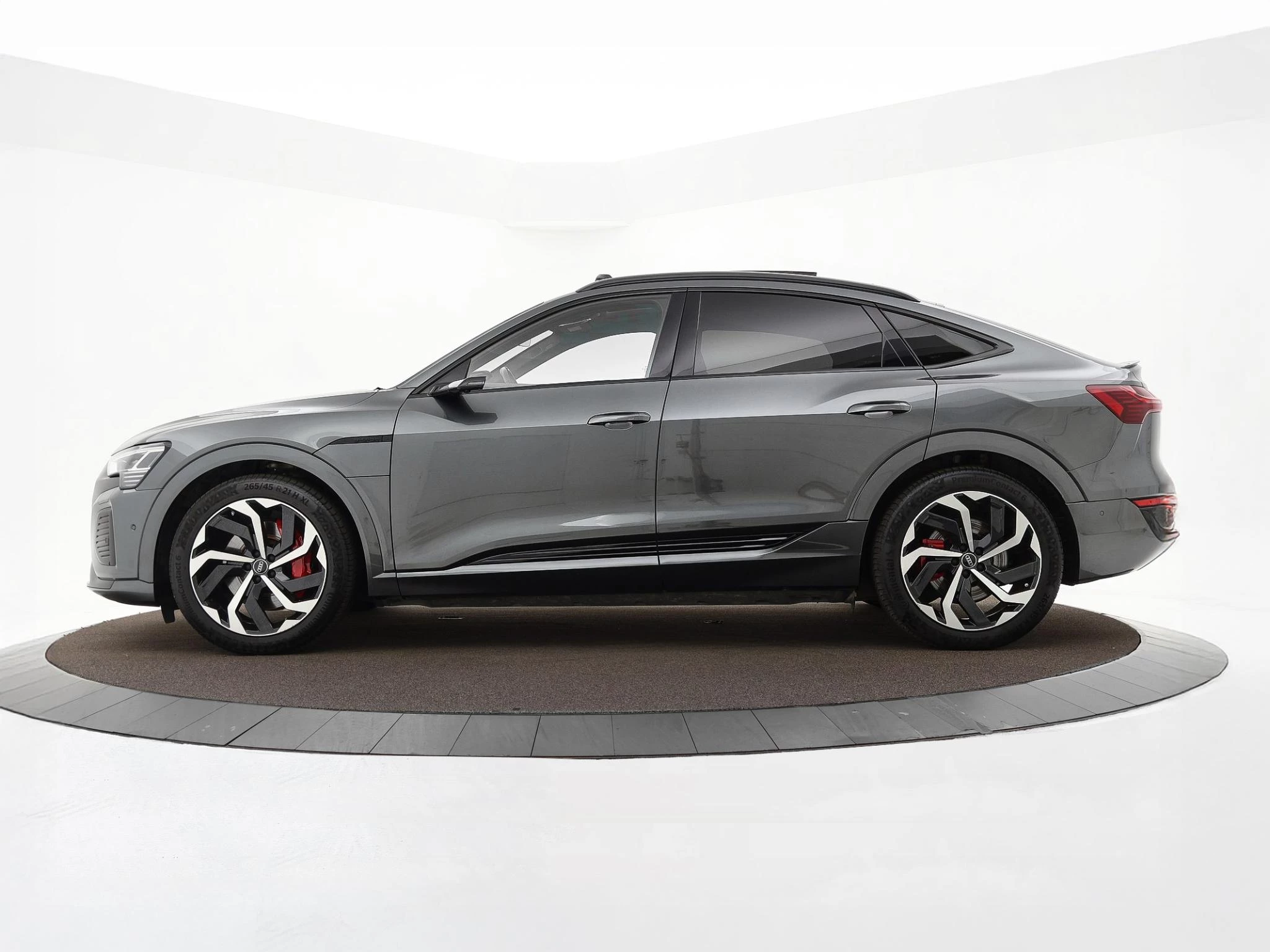 Hoofdafbeelding Audi Q8 Sportback e-tron
