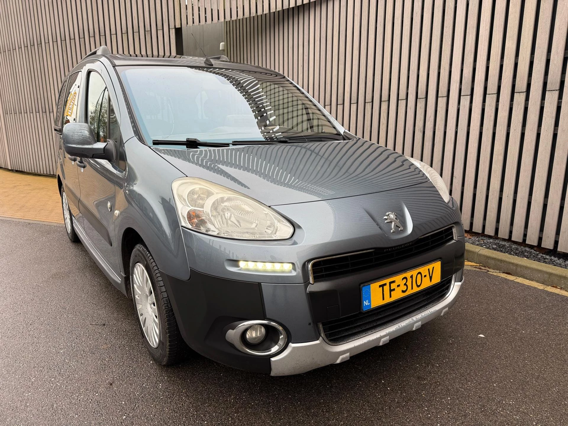 Hoofdafbeelding Peugeot Partner