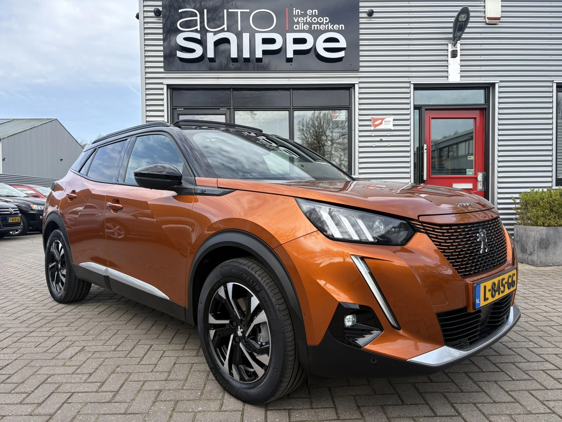 Hoofdafbeelding Peugeot e-2008