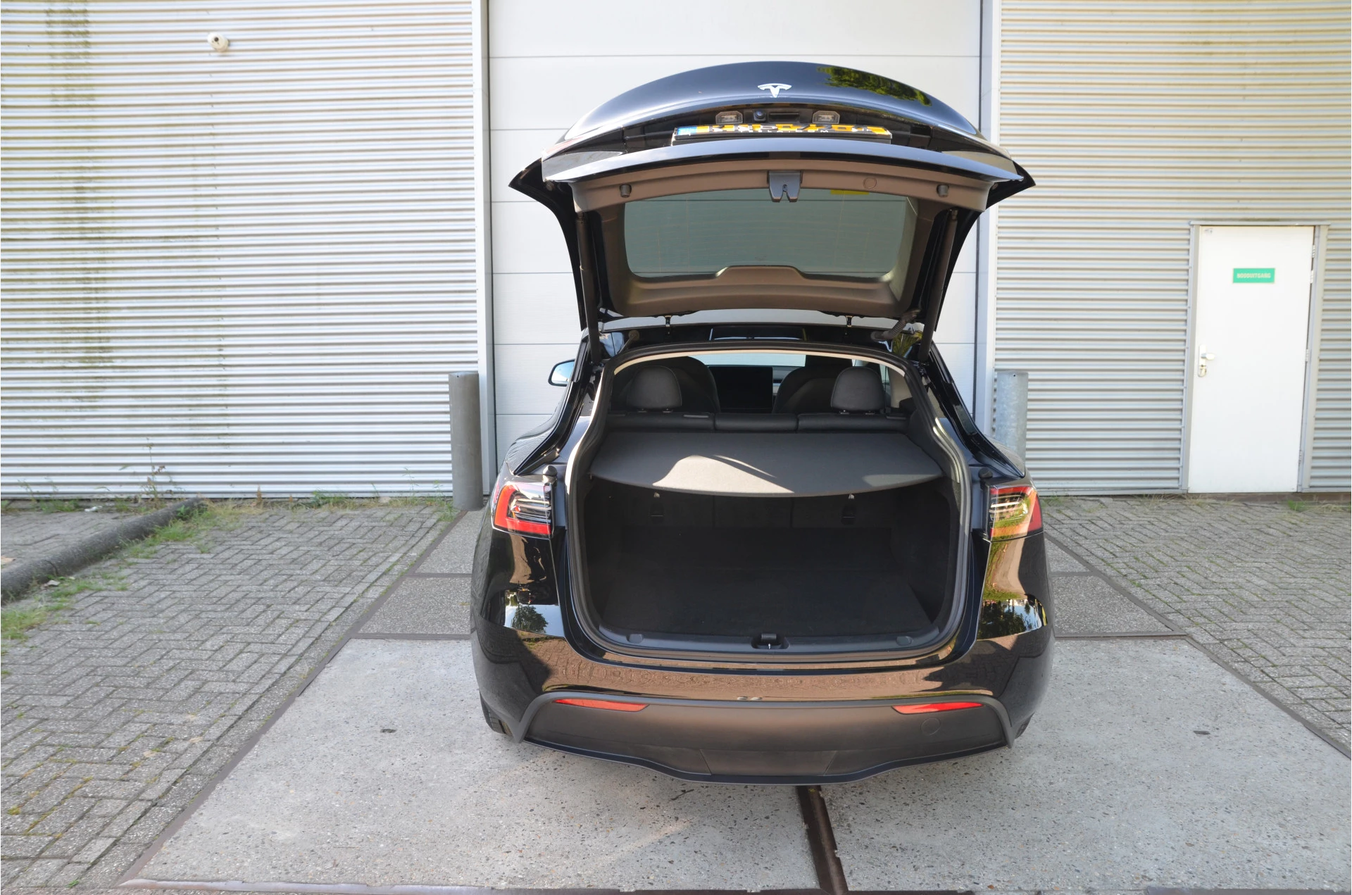 Hoofdafbeelding Tesla Model Y