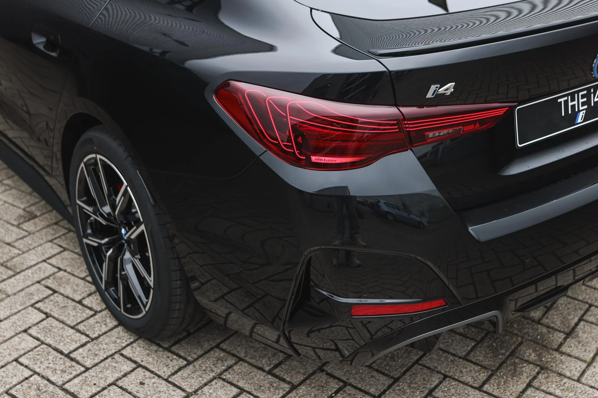 Hoofdafbeelding BMW i4