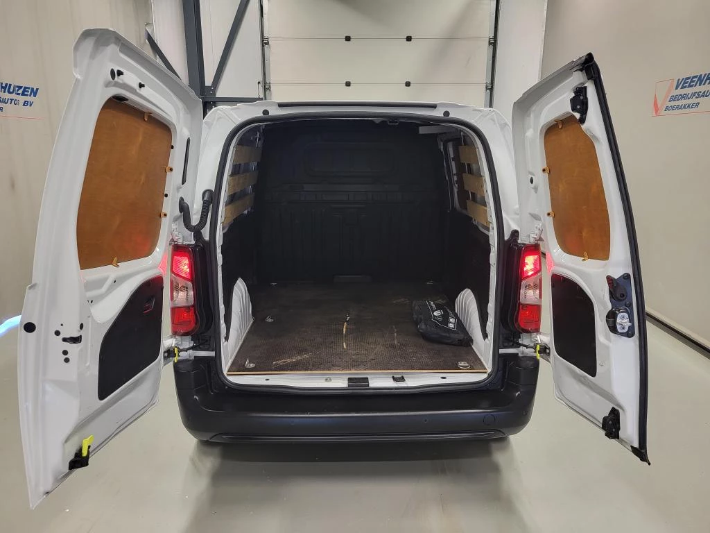 Hoofdafbeelding Peugeot Partner