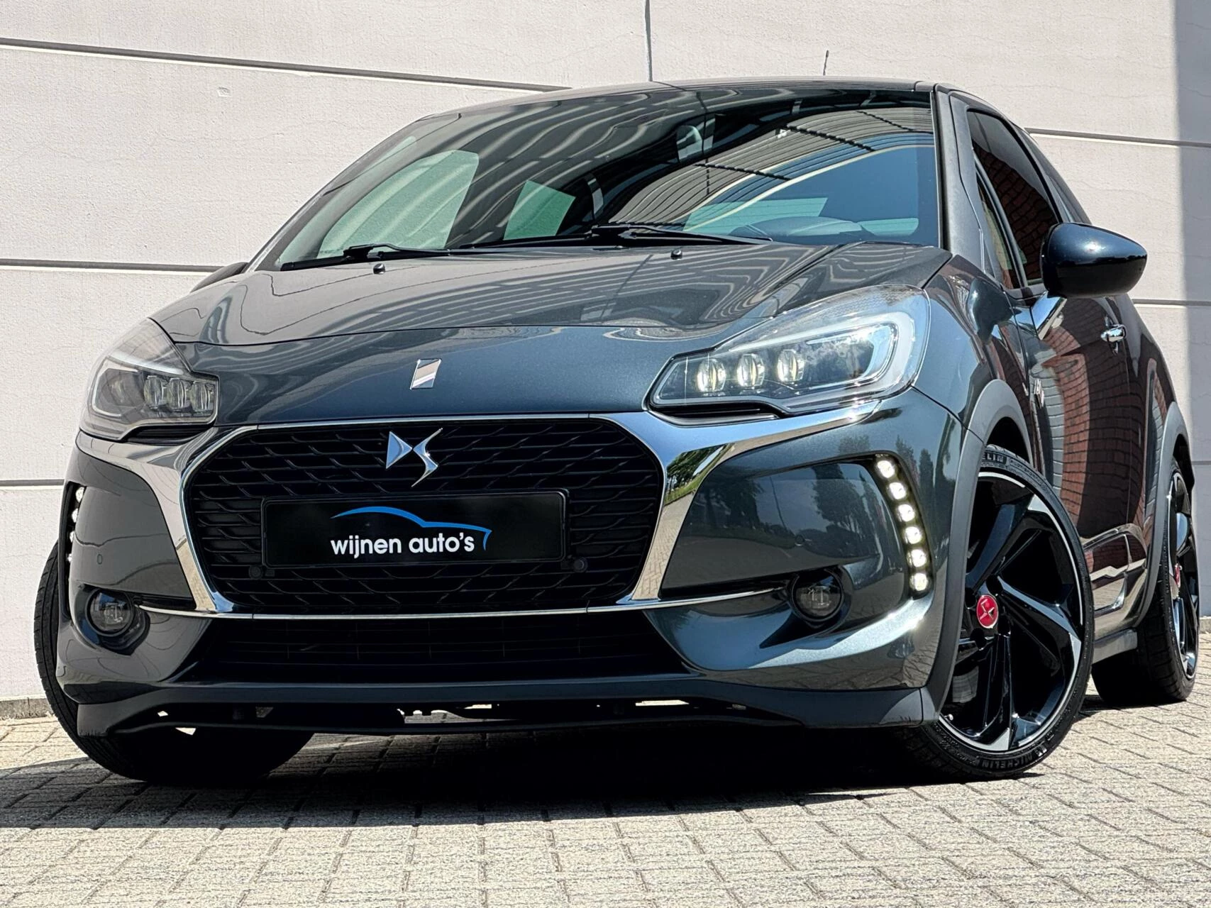 Hoofdafbeelding DS DS 3