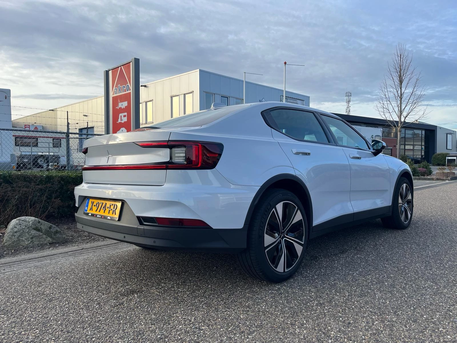 Hoofdafbeelding Polestar 2