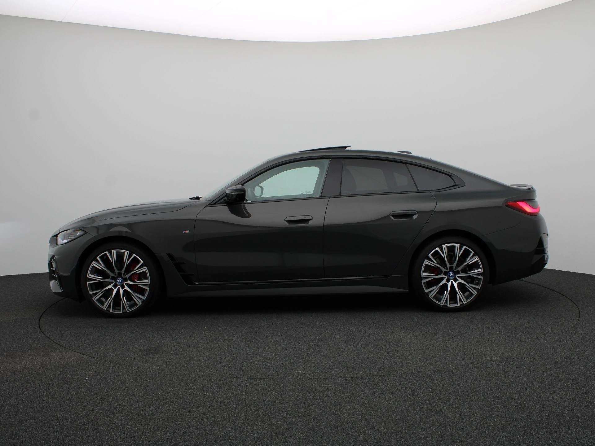 Hoofdafbeelding BMW i4