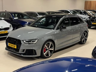 Audi RS3 Sportback 2.5 TFSI Quattro, Pano, Virtual, Apple Carplay, Black Pack, Cam, Blind Spot, Dynamisch, Dealer Onderhouden