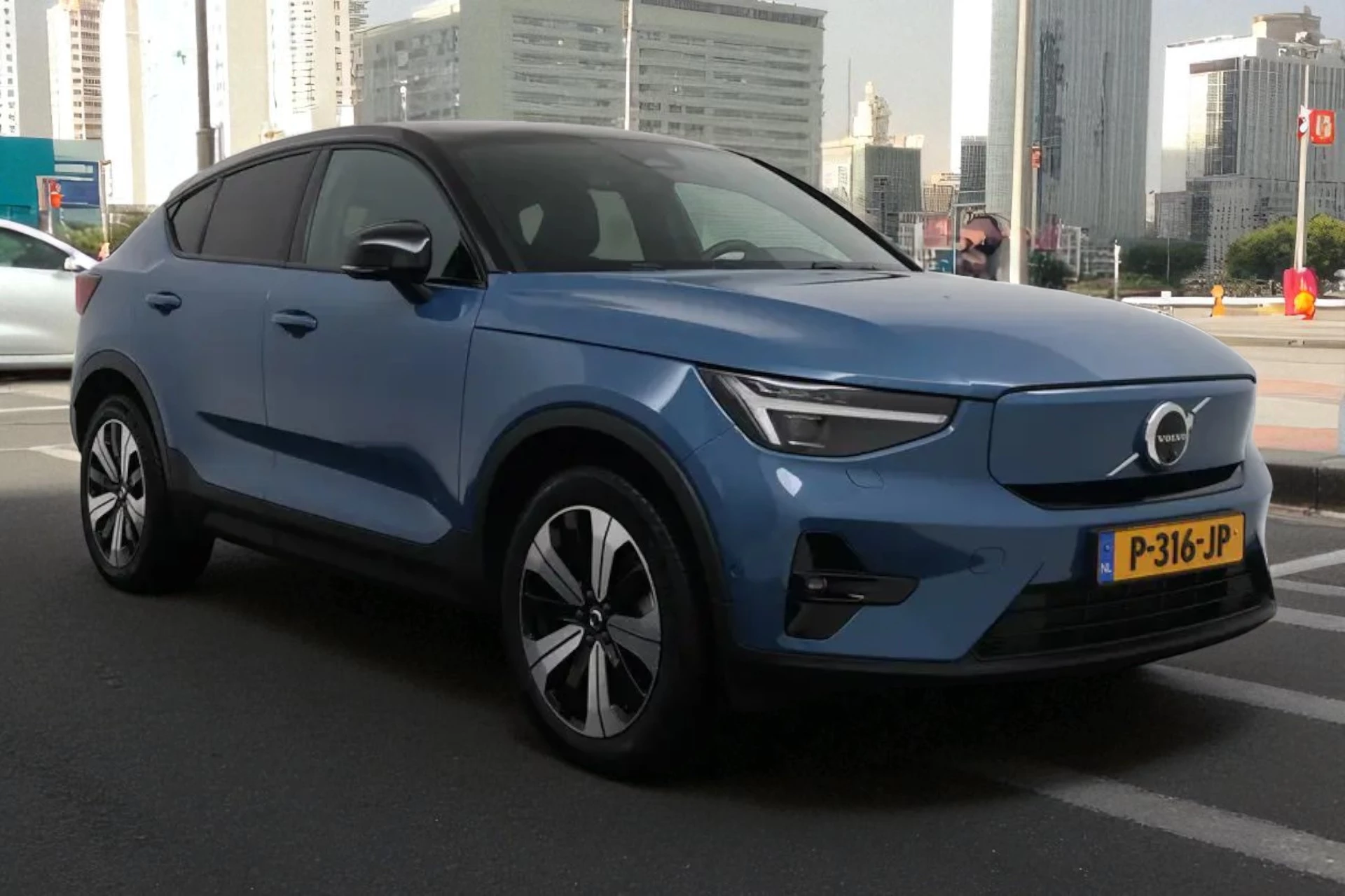 Hoofdafbeelding Volvo C40