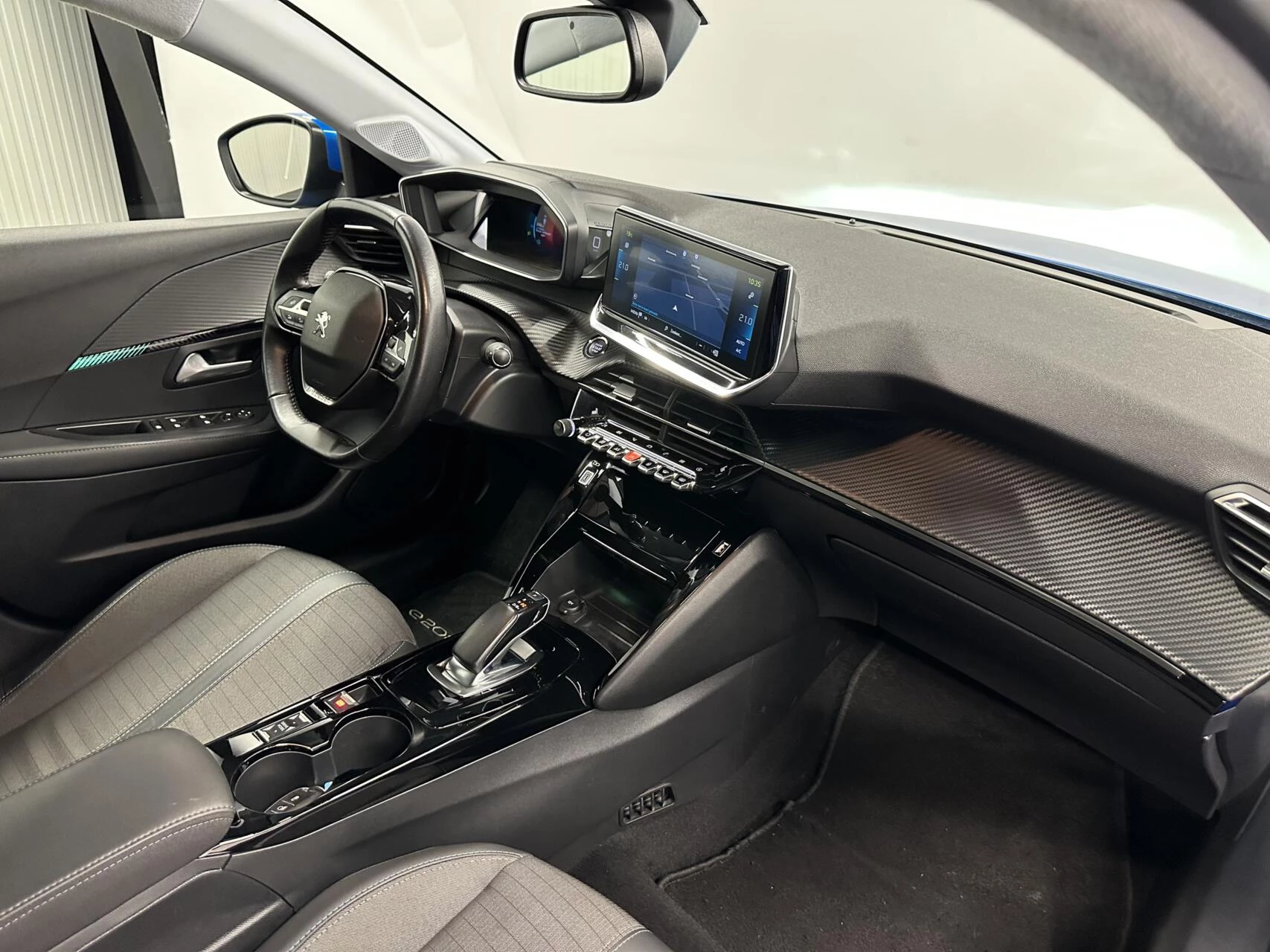 Hoofdafbeelding Peugeot e-208