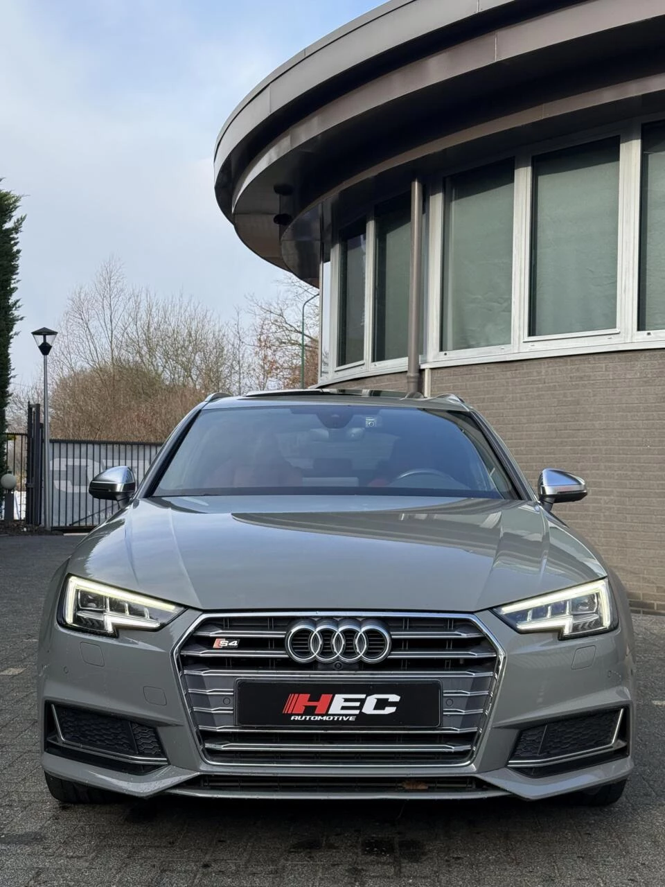 Hoofdafbeelding Audi S4