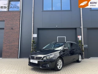 Hoofdafbeelding Peugeot 308 Peugeot 308 SW 1.2 PureTech 110Pk  Pano | Carplay | Led