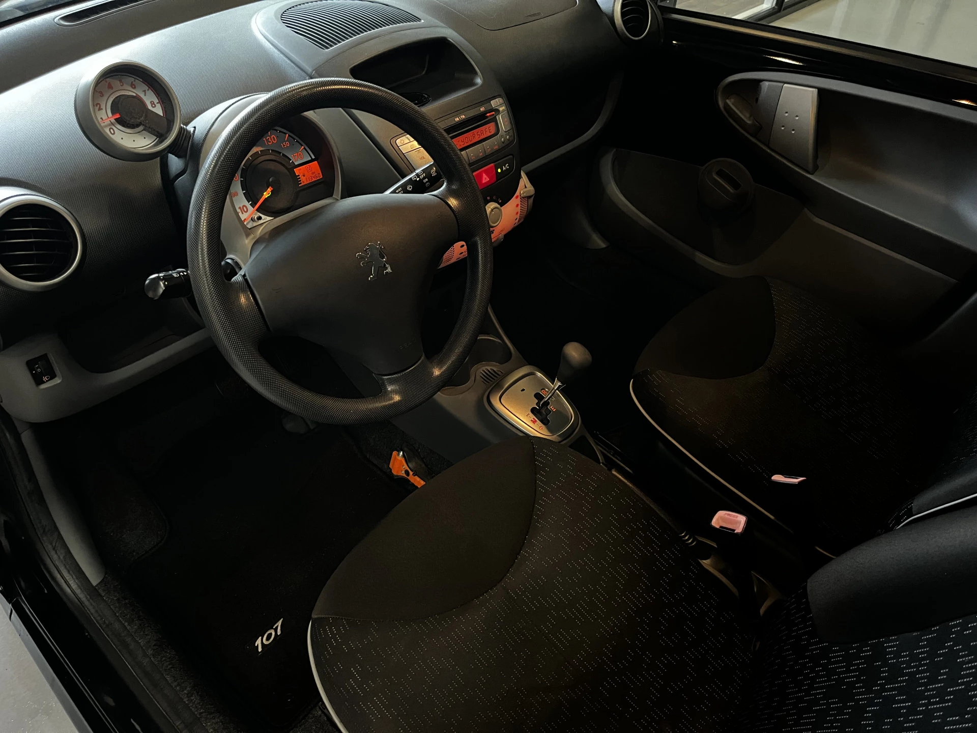 Hoofdafbeelding Peugeot 107