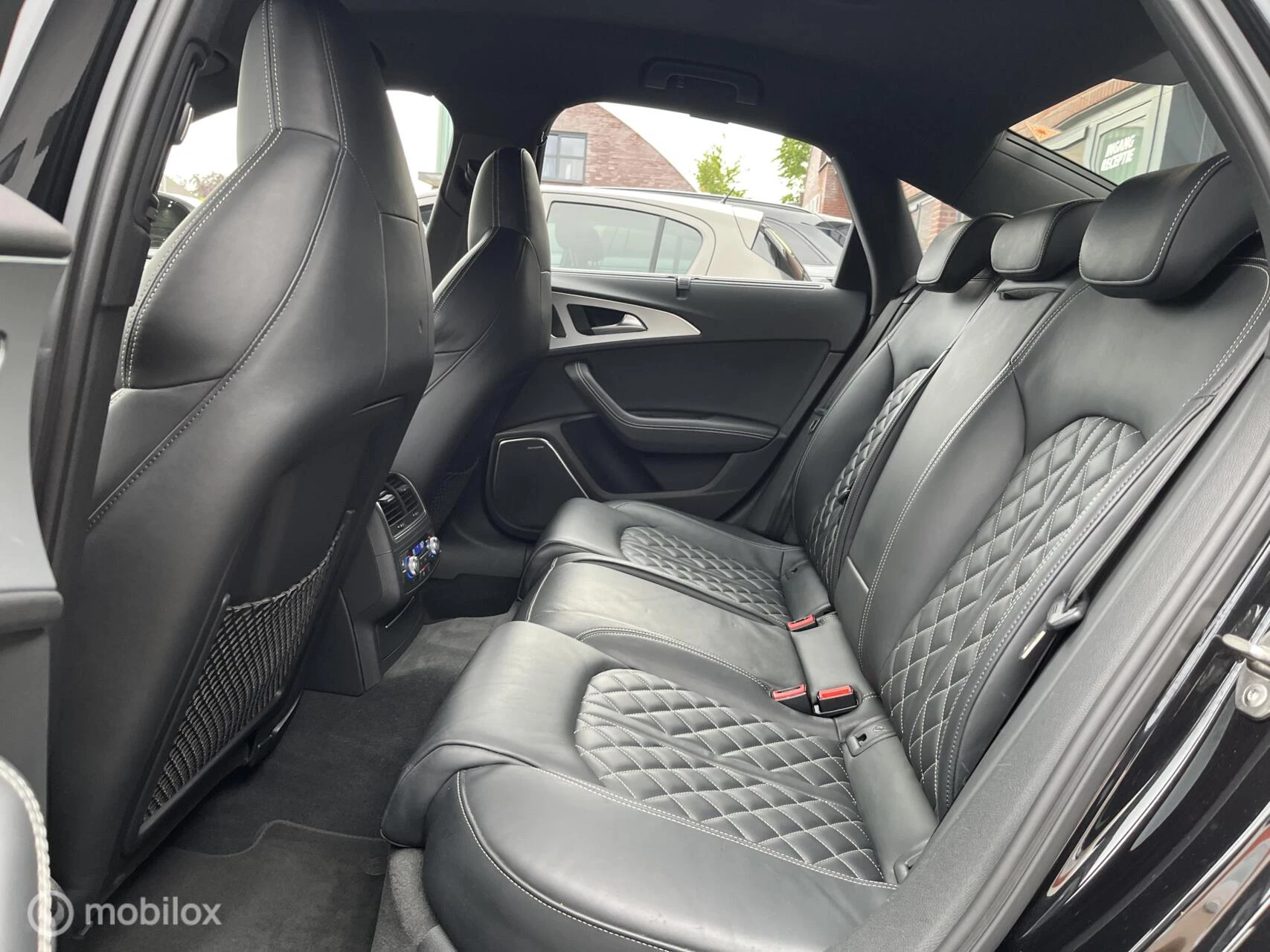 Hoofdafbeelding Audi S6