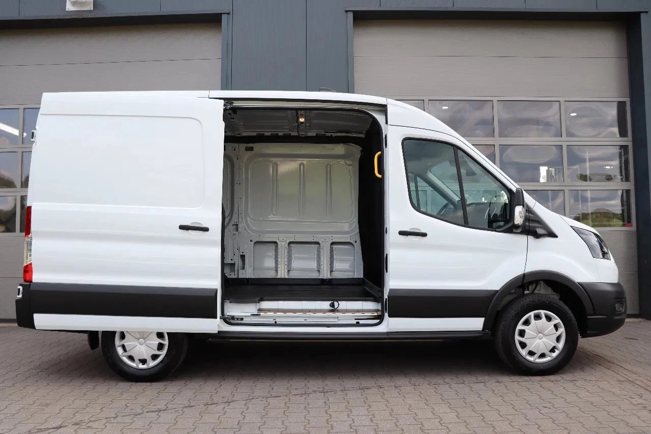 Hoofdafbeelding Ford E-Transit