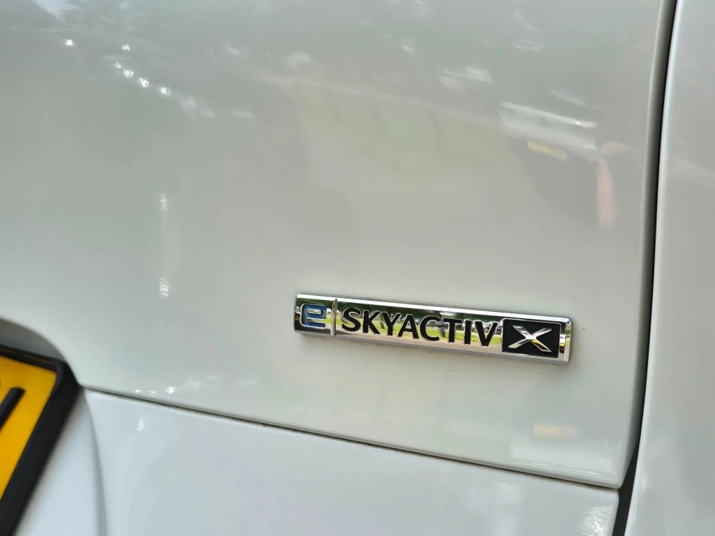 Hoofdafbeelding Mazda CX-30