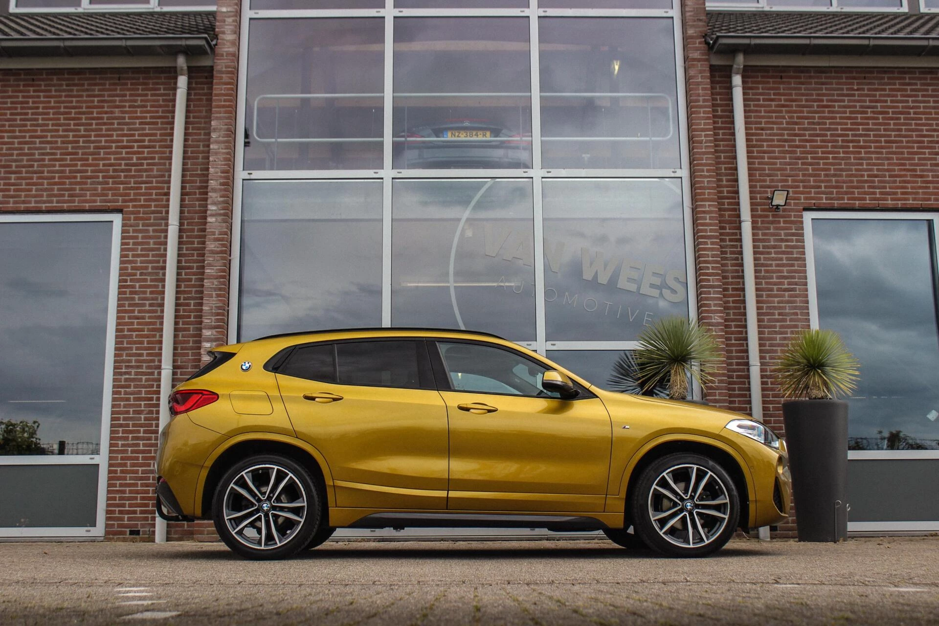 Hoofdafbeelding BMW X2
