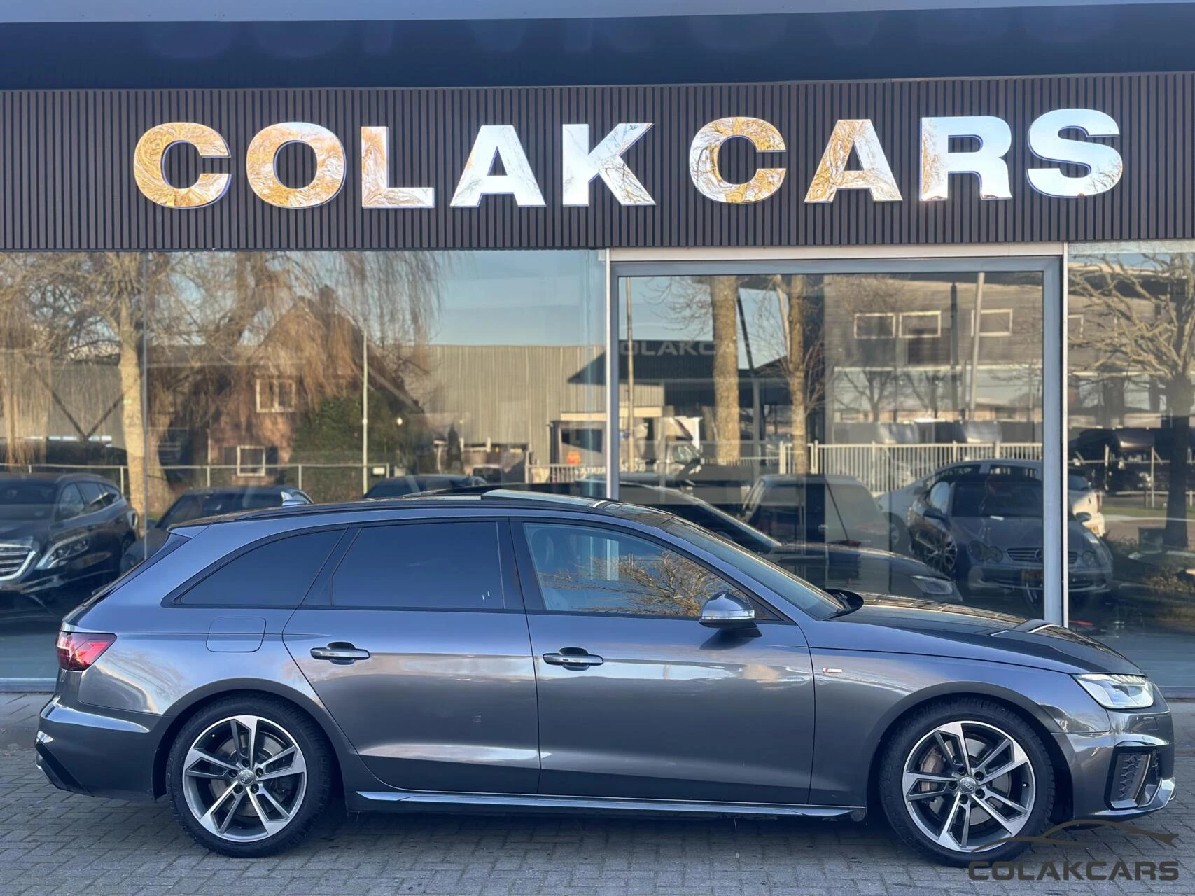 Hoofdafbeelding Audi A4