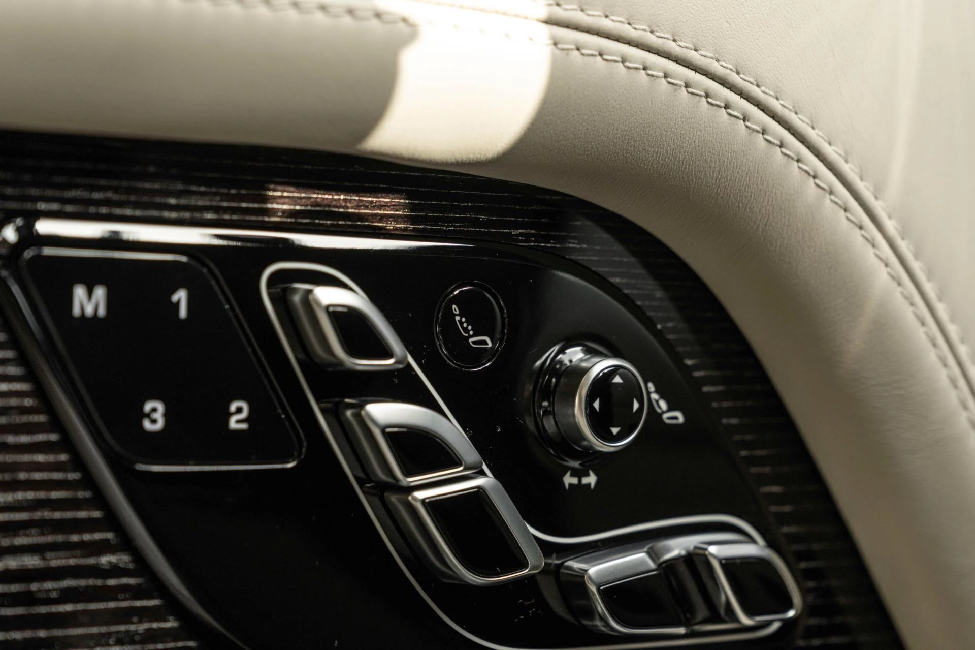 Hoofdafbeelding Land Rover Range Rover