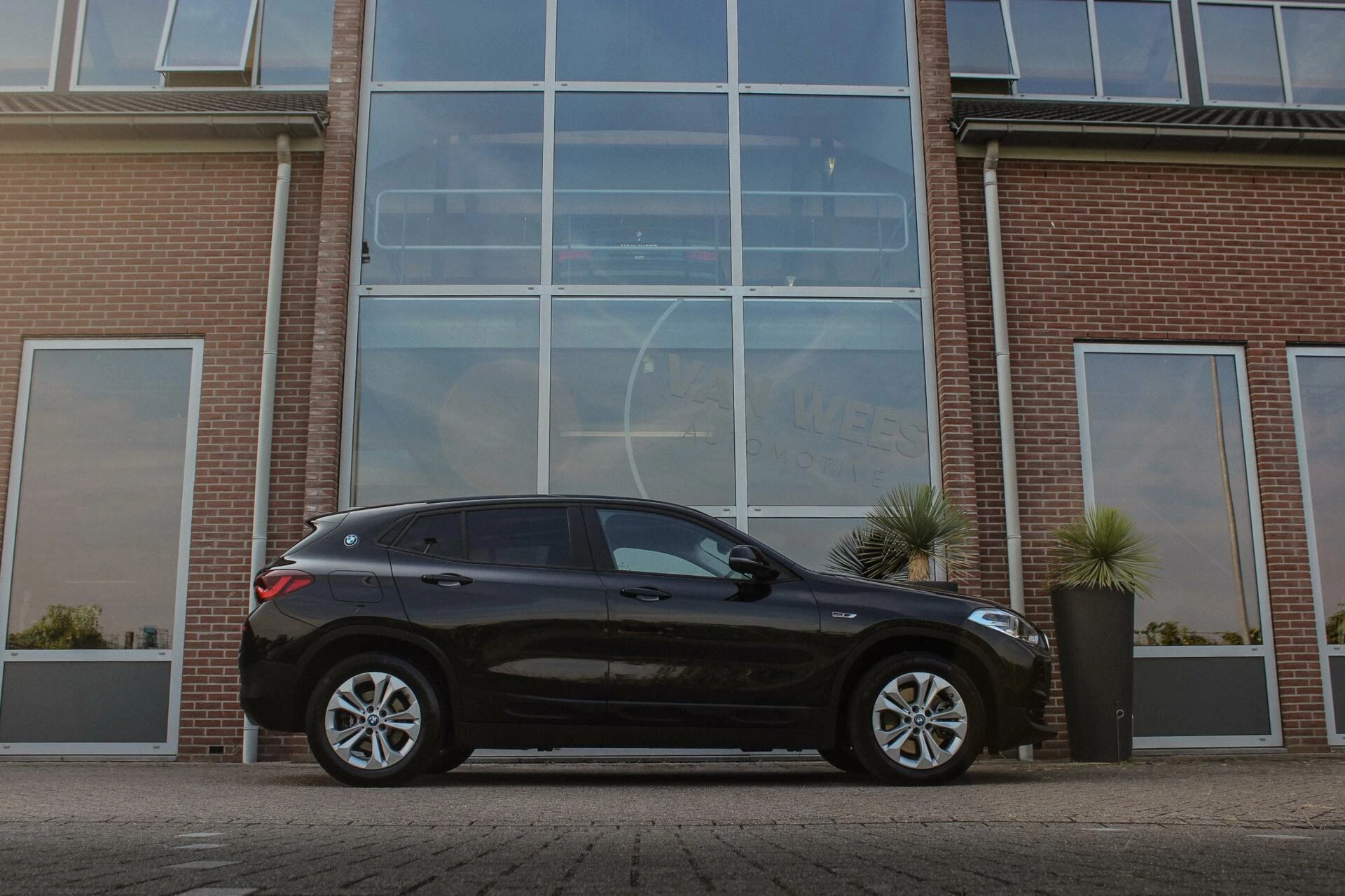 Hoofdafbeelding BMW X2