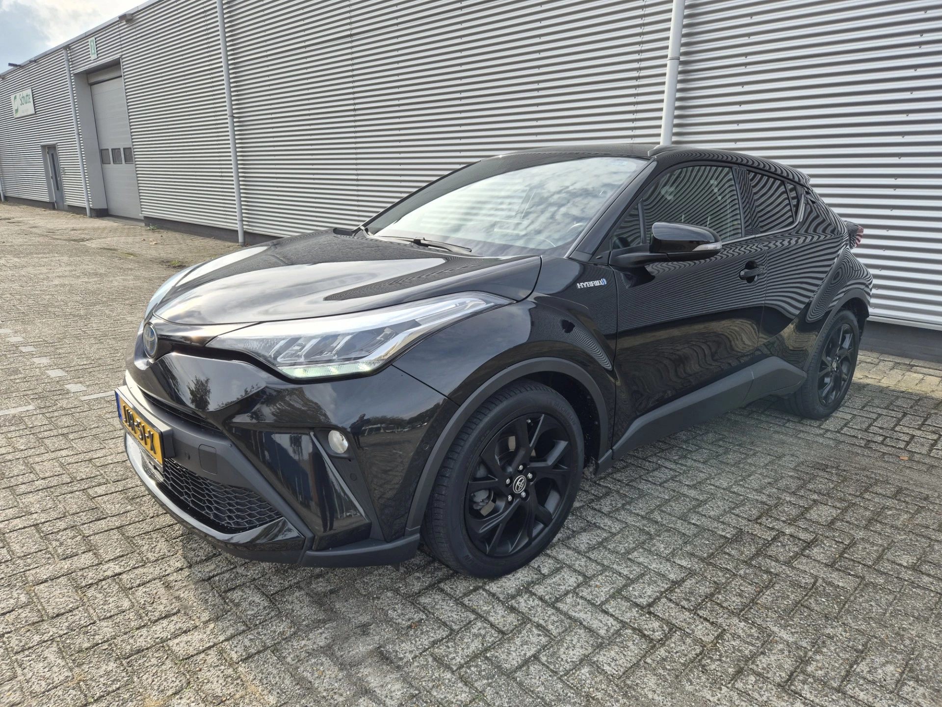 Hoofdafbeelding Toyota C-HR