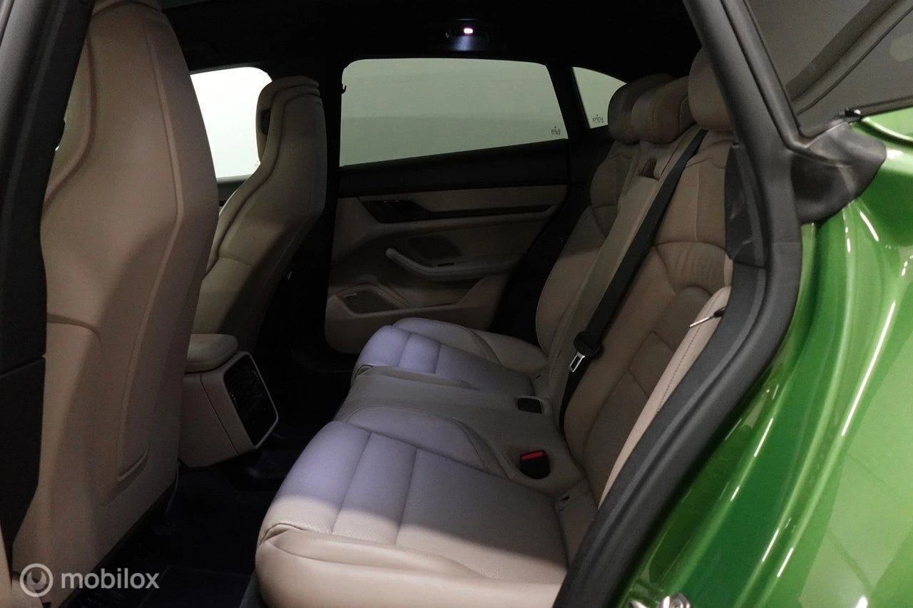 Hoofdafbeelding Porsche Taycan