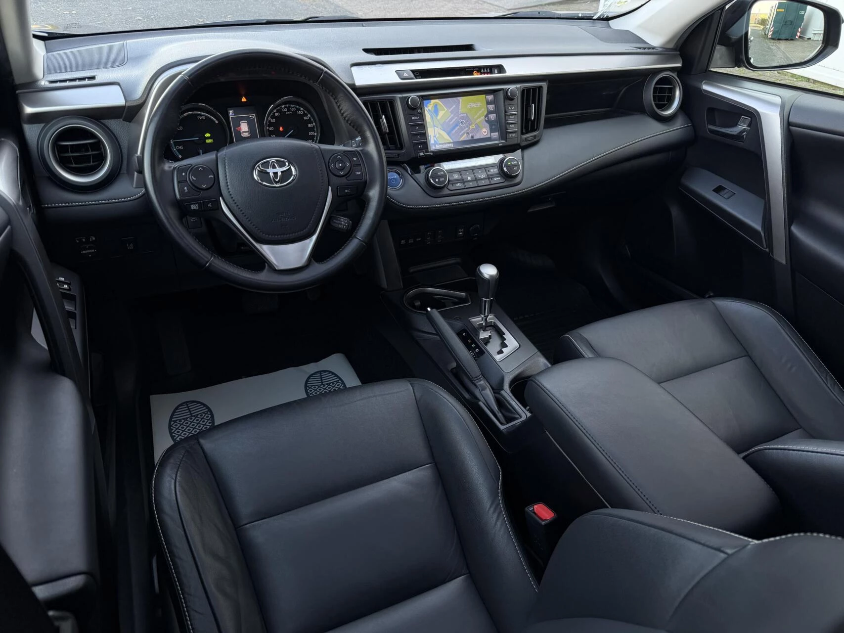 Hoofdafbeelding Toyota RAV4