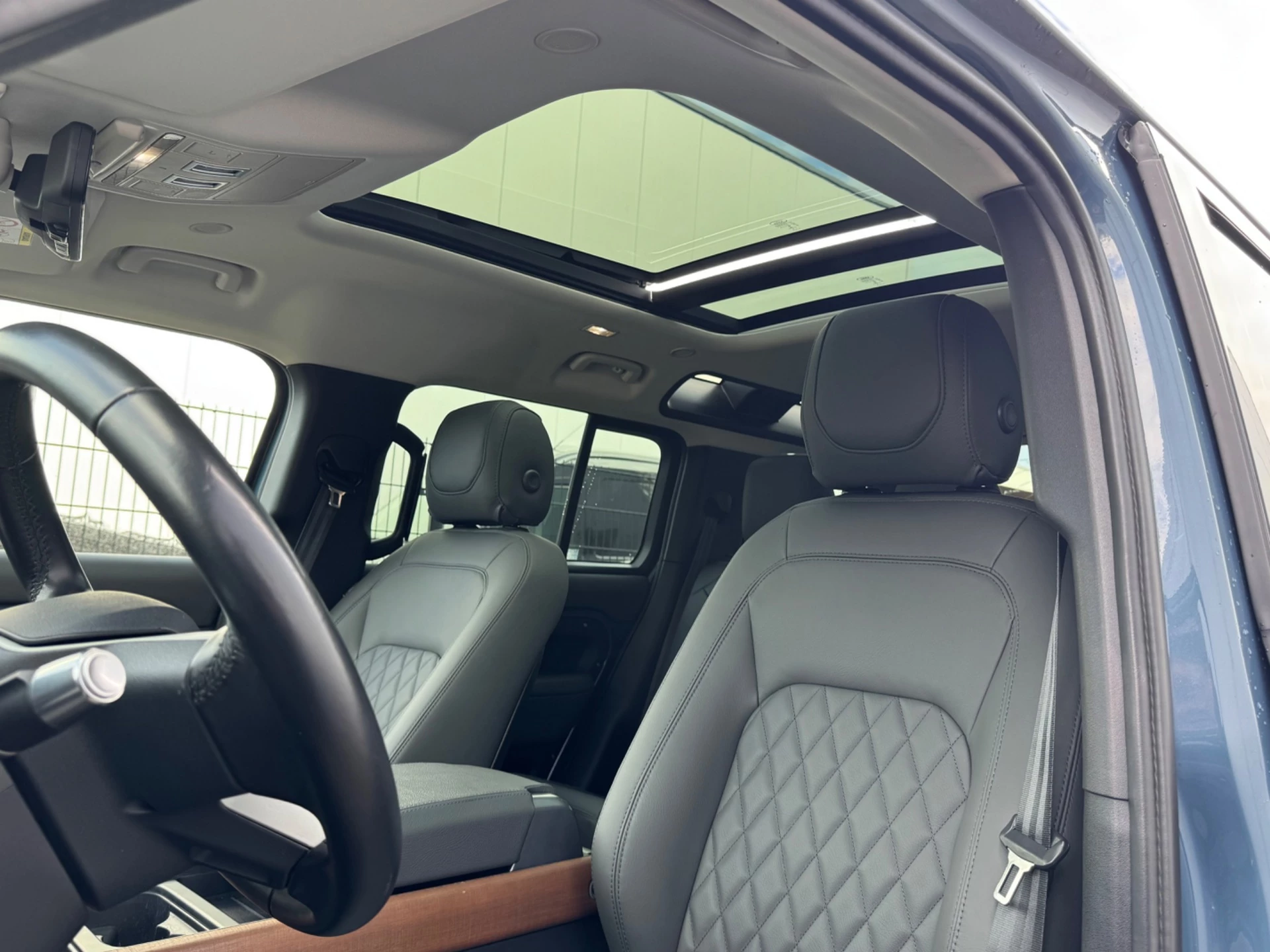 Hoofdafbeelding Land Rover Defender